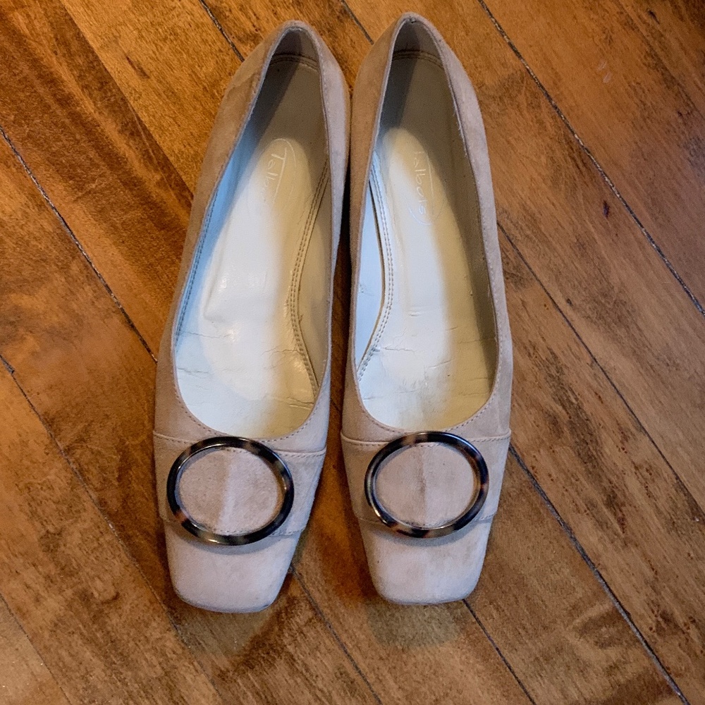 Talbots suede wood heeled‎ shoes. Classic